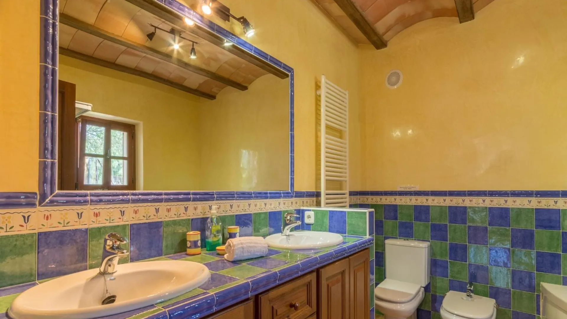 Villa In سان لورينثو دي كارديسار